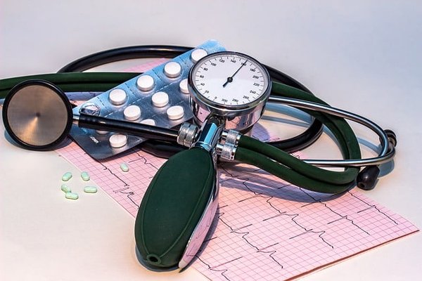 Guide complet des antiseptiques pour les premiers secours : Quoi utiliser et quand ?